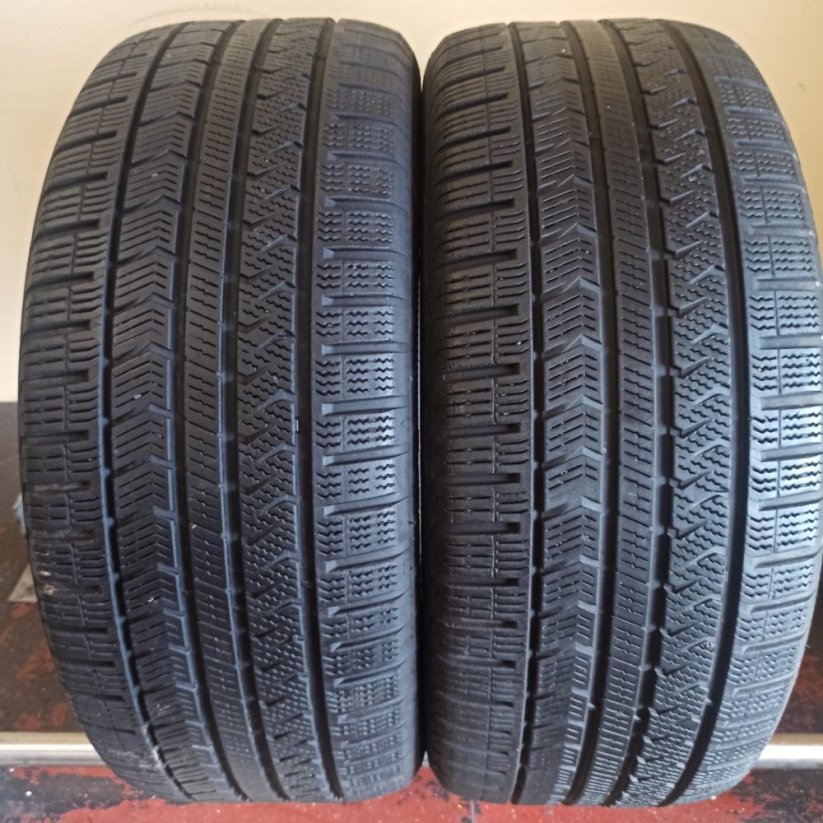 Vredestein Quatrac 5 235/45 R18 98Y 5mm (Bazarové)