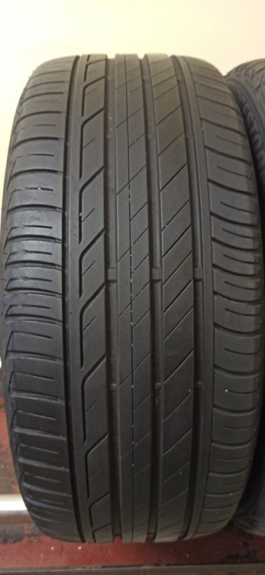 Bridgestone Turanza 225/45 R17 91V 4,5 - 5,5 mm (Použité)
