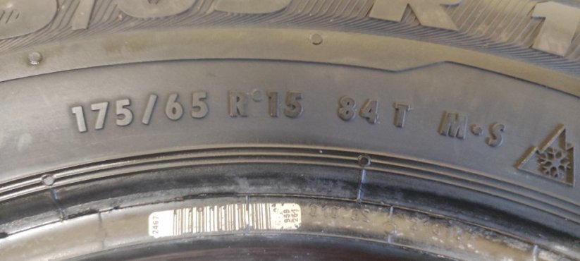 Zimní pneu SEMPERIT 175/65/15 6-7mm (22111904) (Použité)