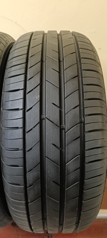 Kumho Ecsta 195/50 R15 82V 6,5 mm (Použité)