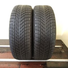 Goodyear UltraGrip 205/60 R16 92H 4,5 - 5 mm (Bazarové)