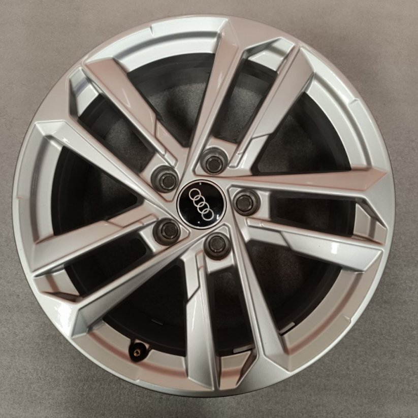 Originální alu kola na Audi A3, S3 6,5Jx17'', ET43