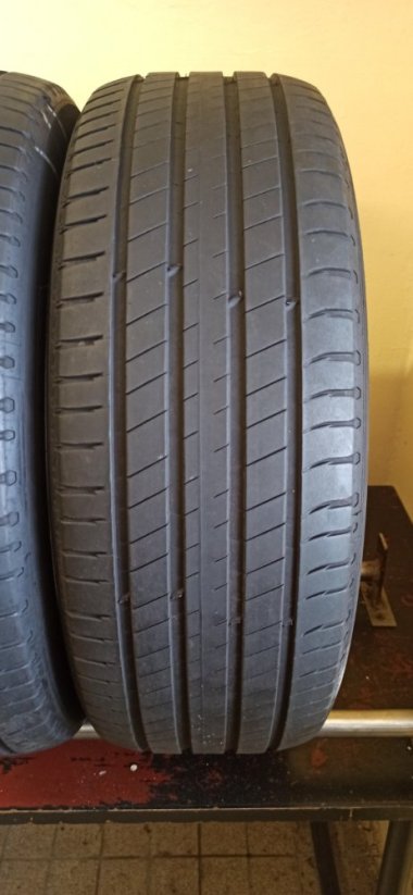 Michelin 235/60 R18 103V 4,5mm (Bazarové)