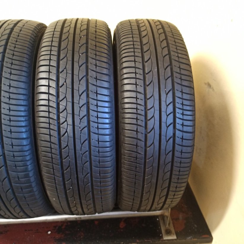 Bridgestone Ecopia EP25 175/65 R14 82T 4,5-5,5 mm (Bazarové)