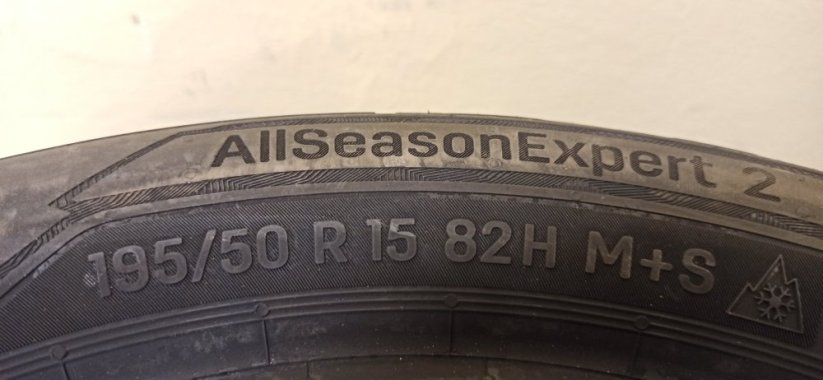 Uniroyal All Season Expert 2 195/50 R15 82H 8 mm
