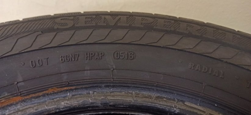 Semperit Van-Life 2 205/75 R16C 110/108R 5 - 6 mm (Bazarové)