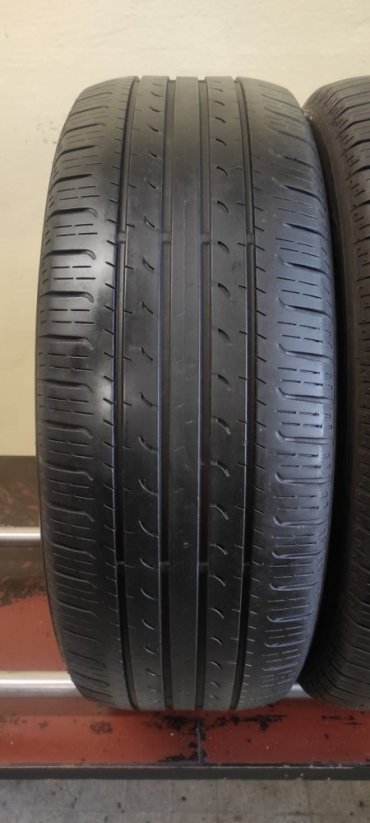 Letní pneu Goodyear 225/55/19 4-5mm (Použité)