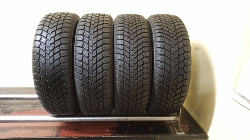 Davanti Alltoura 4 Seasons 165/60 R15 77T 7-7,5mm (Bazarové)