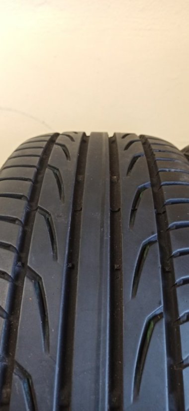Semperit Speed-Life 215/50 R17 91Y 6,5mm (Použité)