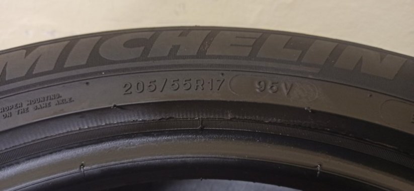 Michelin Primacy 3 205/55 R17 95V 4-4,5mm (Bazarové)