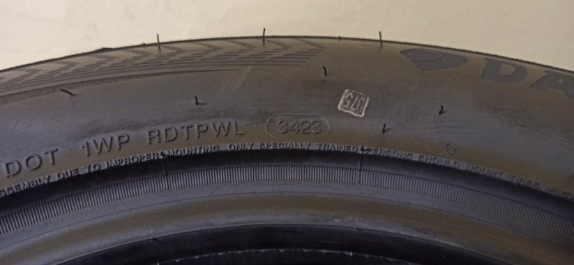 Davanti Alltoura 4 Seasons 195/65 R15 91V 7-7,5mm (Bazarové)