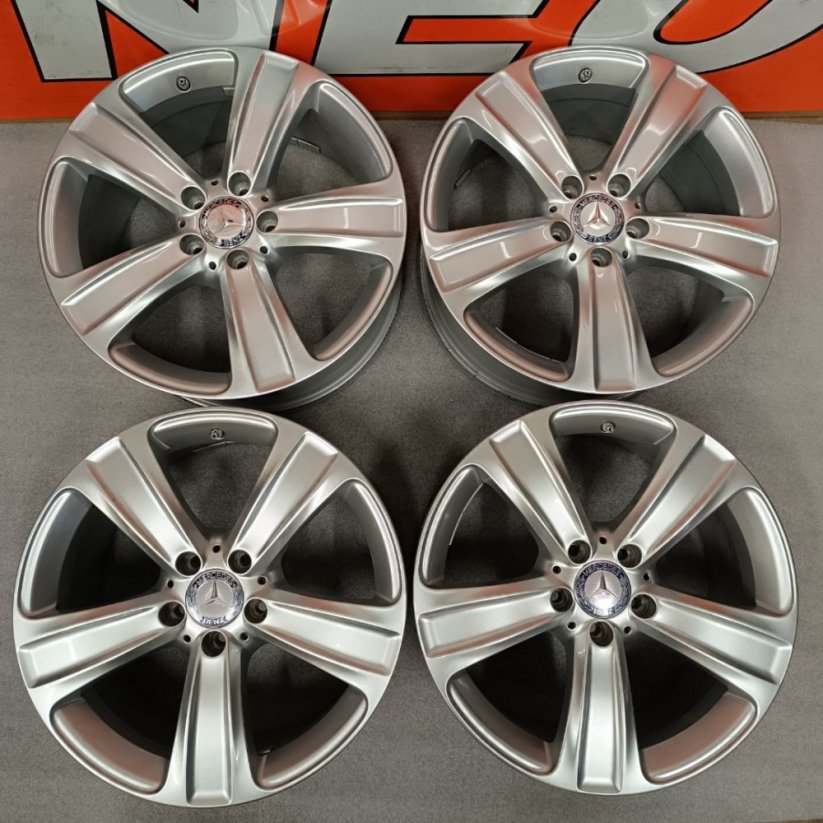 Alu kola Mercedes GLC 8Jx18'' , ET38 TOP STAV