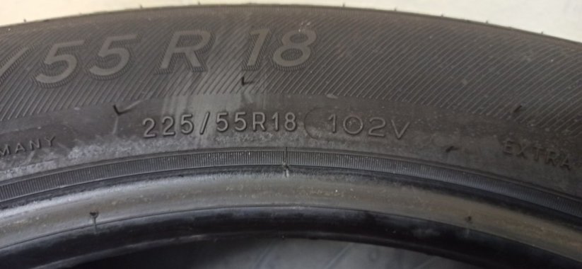 Michelin CrossClimate 225/55 R18 102V 5,5-6mm. (Použité)