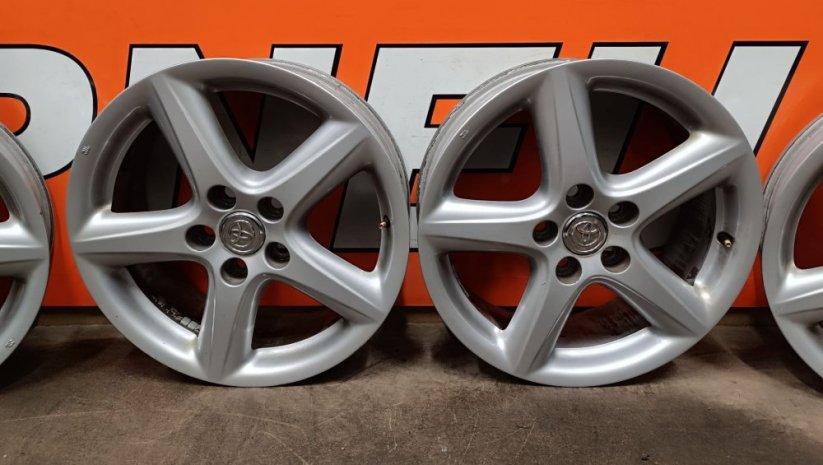 Alu kola originál Toyota 7Jx17, 5x114,3 , ET45