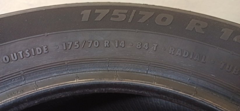 Point S Summerstar 3 175/70 R14 84T 3 - 4 mm (Bazarové)