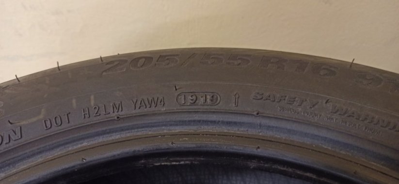 Kumho WinterCraft WP51 205/55 R16 91H 4 – 6 mm (Bazarové)