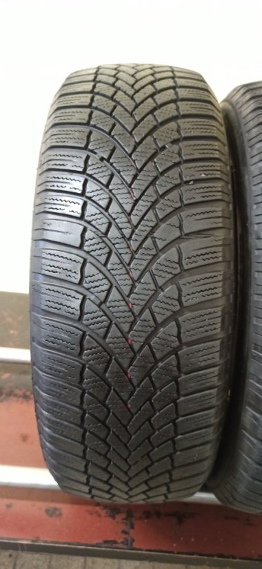 Bridgestone Blizzak 205/60 R16 96H 4,5 - 5 mm (Bazarové)