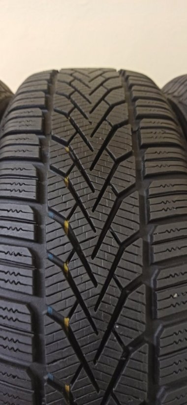 Semperit Speed-Grip 2 185/65 R15 88T 7 mm (Použité)