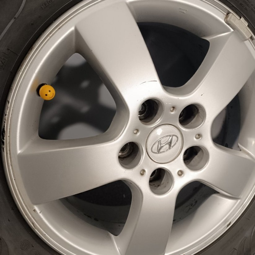 ALU kola Hyundai Tucson, letní pneu 215/65 R16