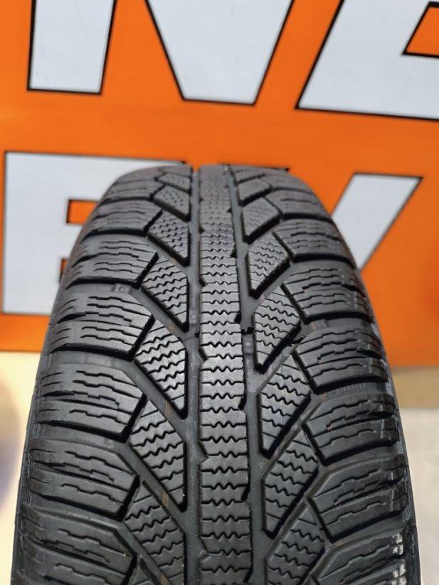 Kola pro Opel Corsa 6x15'' zimní pneu + poklice