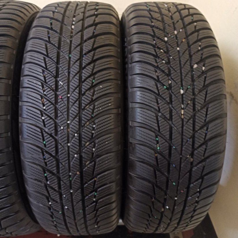 Bridgestone Blizzak LM001 185/60 R16 86H 7 mm (Bazarové)