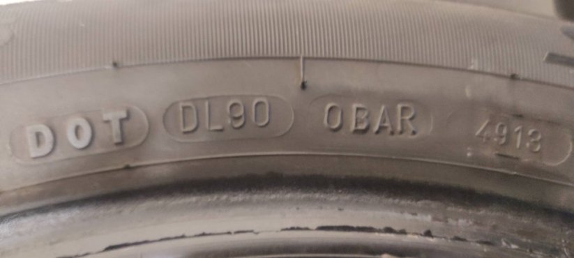Dunlop 185/60 R15 88T 5-5,5mm (Použité)