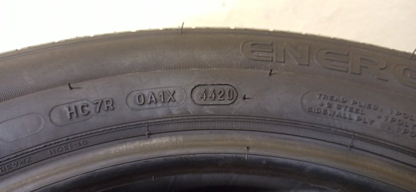 Michelin Energy Saver 205/60 R16 96H 5,5 mm (Bazarové)