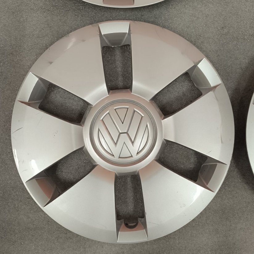 Puklice Volkswagen 14" (bazarové)