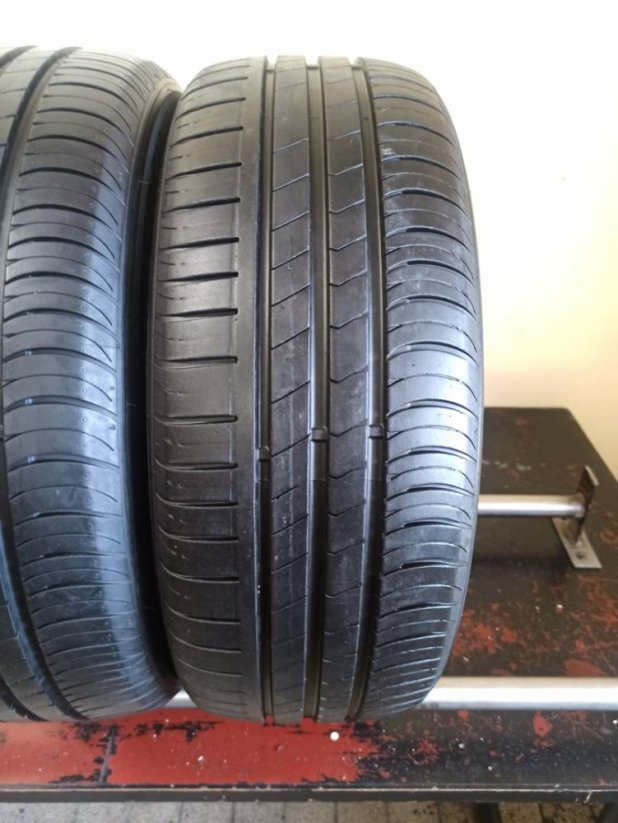 Hankook 195/55 R16 87V 1x6,5mm; 1x5,5mm (Bazarové)