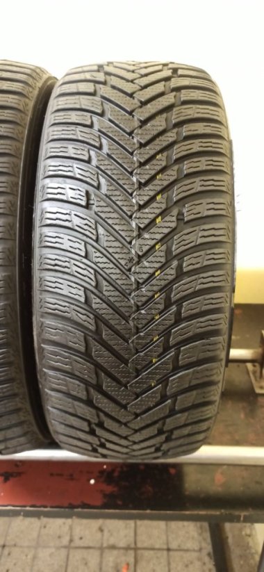 Nokian Weatherproof 225/45 R18 95V 6,5 mm (Bazarové)