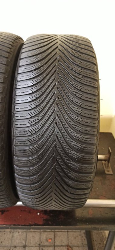 Michelin Alpin 5 225/55 R17 97H 3,5 - 5 mm (Bazarové)