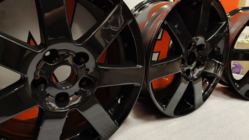 Alu kola Autec 7,5Jx17 , R17, 5x112 , ET28 , TOP