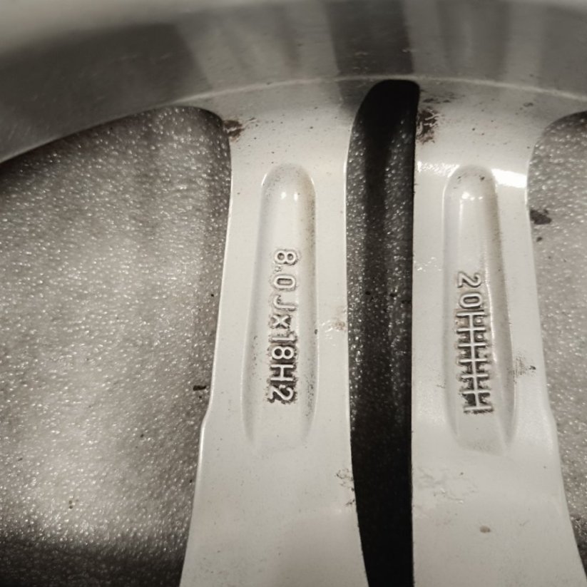 Alu kola CMS 8Jx18'' , R18 , 5x114,3 , ET45