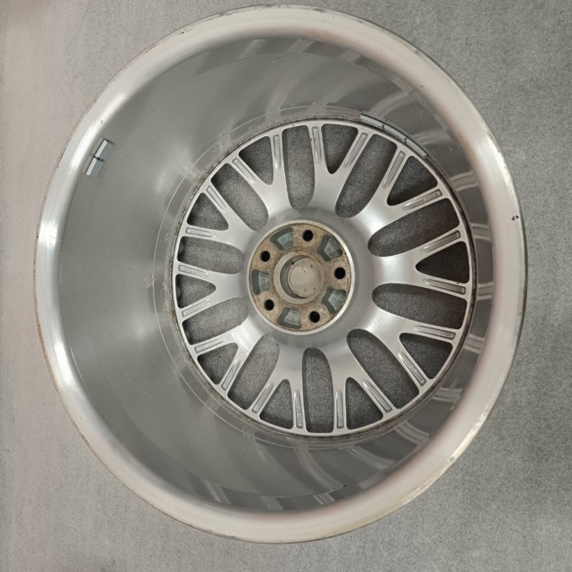 Originální alu kola na Audi TT, TT RS, TT S, R19