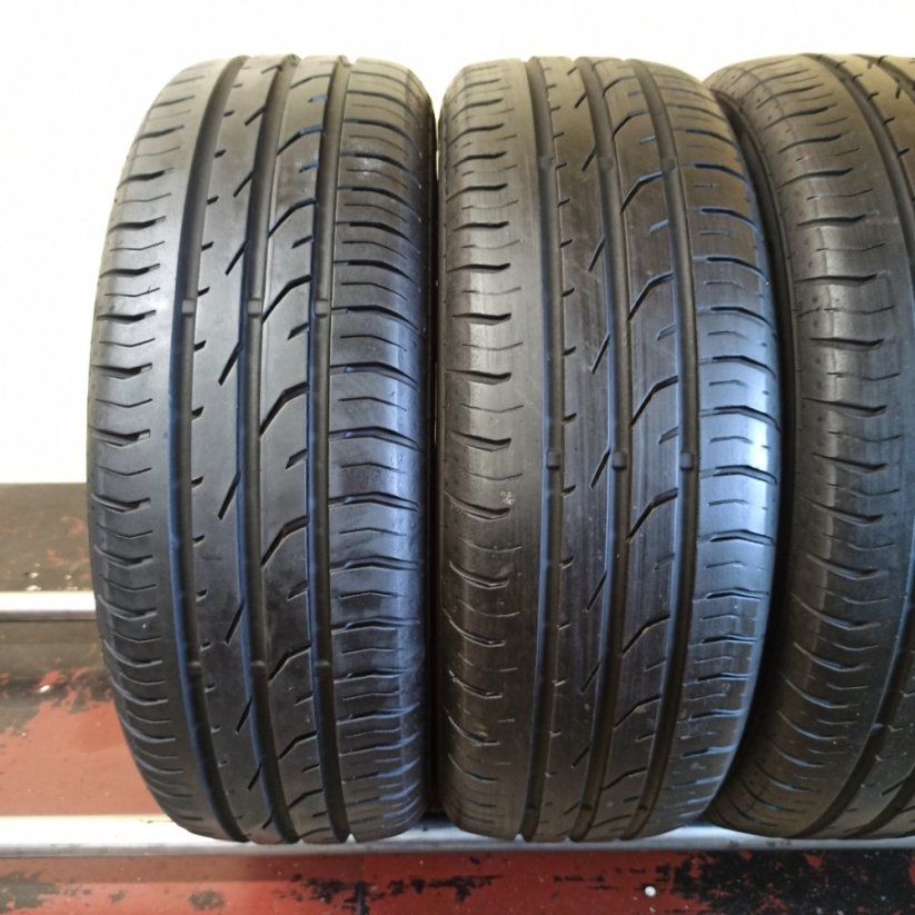 Continental 185/60 R15 84T 2x5,5-6mm 2x4,5-5,5mm (Použité)