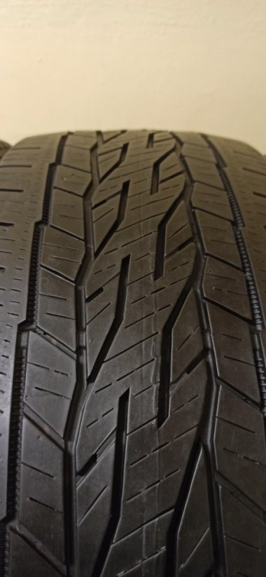 Continental Conti Cross 225/55 R18 98V 4 - 5 mm (Použité)