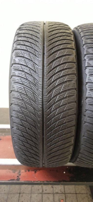 Michelin Pilot Alpin 5 235/55 R17 103V 4,5 - 5 mm (Bazarové)