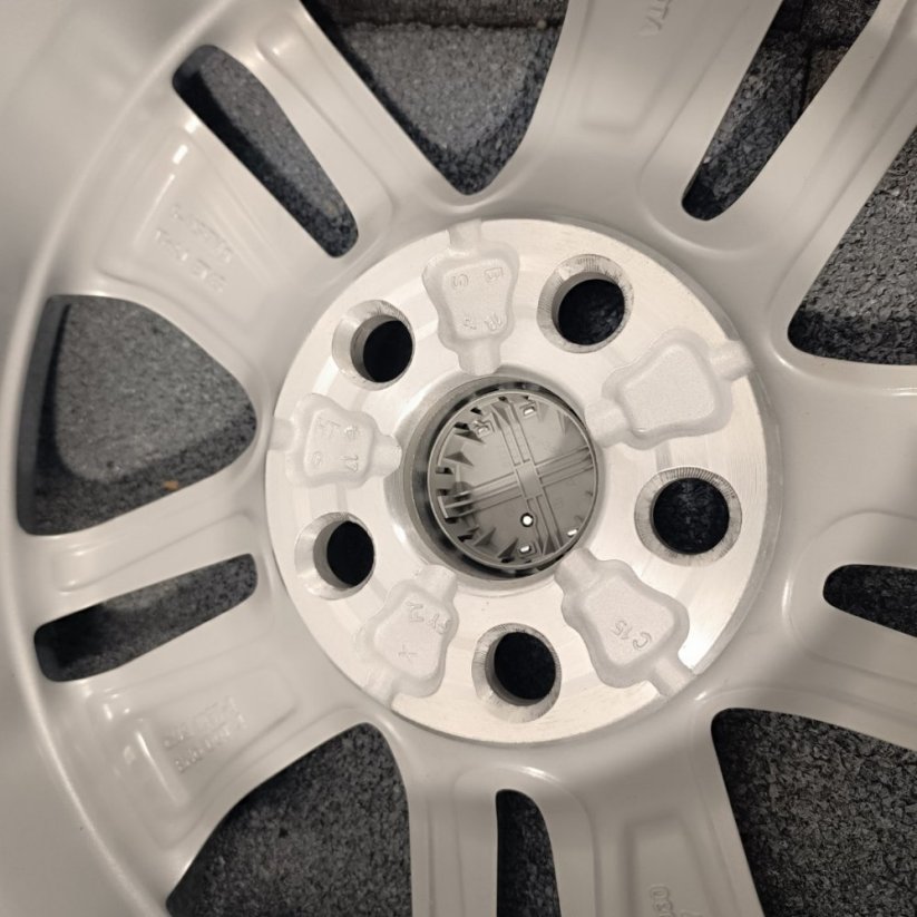 Originální disky Toyota/Mazda 6Jx15'', 5x100, ET45 (Bazarové)