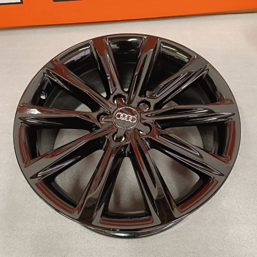 Originální alu kola na Audi A7 8Jx19'' , ET26