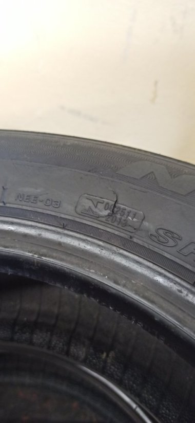 Nexen 175/65 R14 82T 5,5-6mm (Použité)