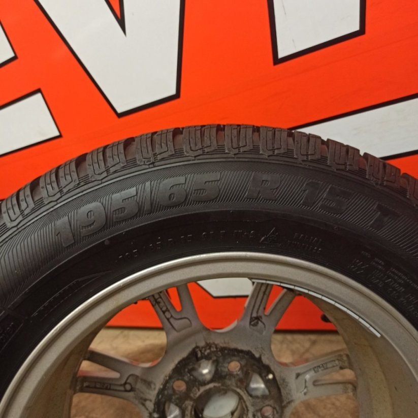ALU kola Seat Leon 5x112, zimní pneu 195/65 R15