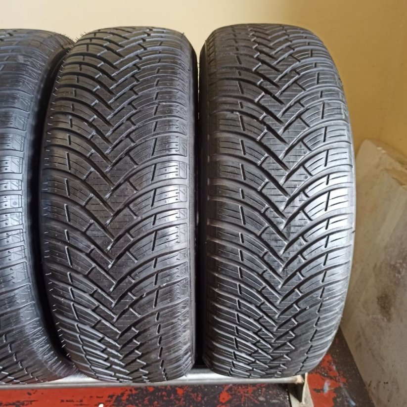 Kleber 185/65 R15 88H 2x6,5-7,5mm 2x5,5-6,5mm (Použité)