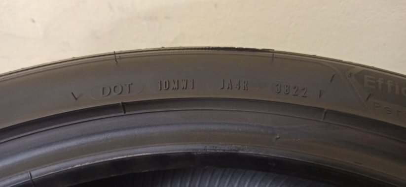 Goodyear 215/45 R20 95T 2x5,5mm a 2x4,5mm (Použité)