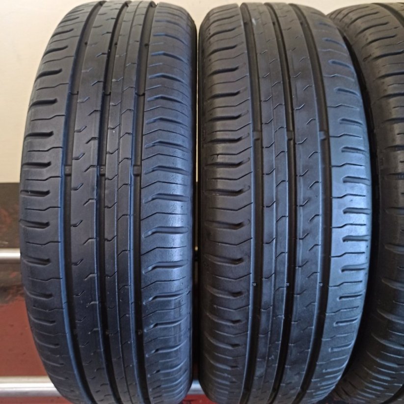 Continental 165/60 R15 77H 5,5mm (Bazarové)